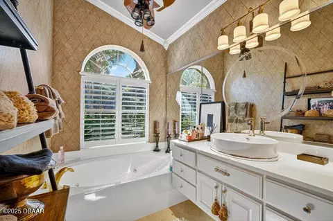 Bath - 79 Shadowcreek Way, Ormond Beach, FL 32174 photo 3 of 7