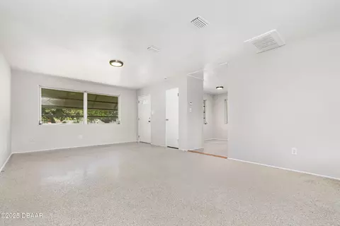 1867 Juniper Dr, Edgewater, FL 32141 photo 9