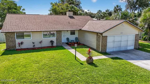 30 Westminster Dr, Palm Coast, FL 32164
