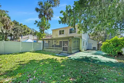 Exterior - 105 Northbrook Ln, Ormond Beach, FL 32174 photo 6 of 10