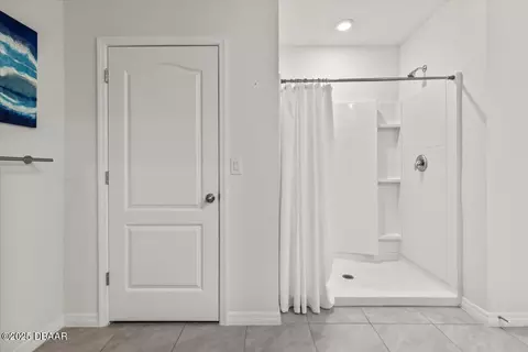 Bath - 350 Sunset Point Dr, Ormond Beach, FL 32174 photo 4 of 4
