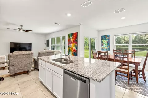 Kitchen - 350 Sunset Point Dr, Ormond Beach, FL 32174 photo 3 of 4