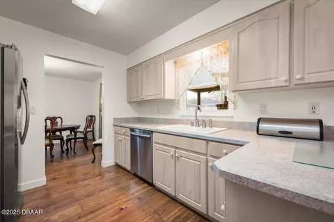 Kitchen - 62 Mayfield Cir, Ormond Beach, FL 32174 photo 3 of 4