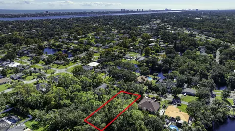 353 Putnam Ave, Ormond Beach, FL 32174 photo 9