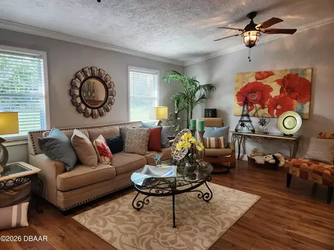 1749 Popwell Trl, Daytona Beach, FL 32117