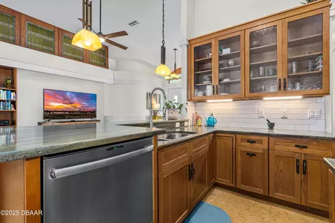 Kitchen - 3751 Carrick Dr, Ormond Beach, FL 32174 photo 5 of 6