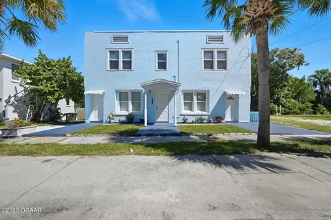 149 S Hollywood Ave, Daytona Beach, FL 32118