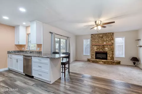 Living - 45 Nightingale Ln, Ormond Beach, FL 32174 photo 5 of 8