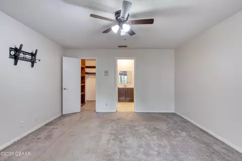 Bedroom - 45 Nightingale Ln, Ormond Beach, FL 32174 photo 2 of 5
