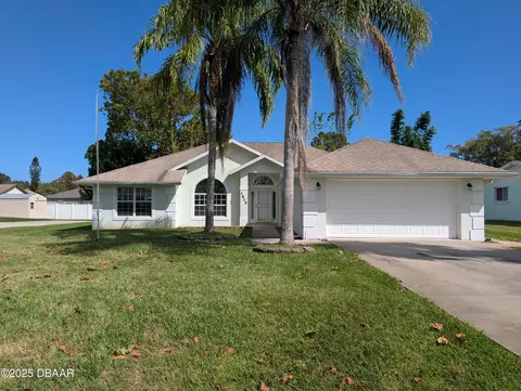 1915 Willow Oak Dr, Edgewater, FL 32141