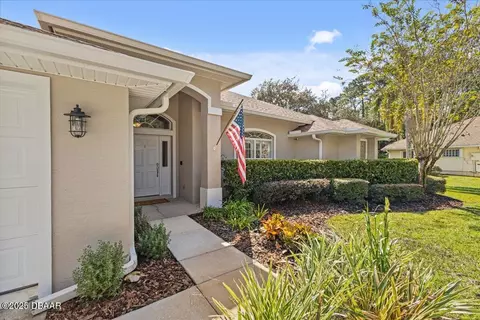 33 Acanthus Cir, Ormond Beach, FL 32174