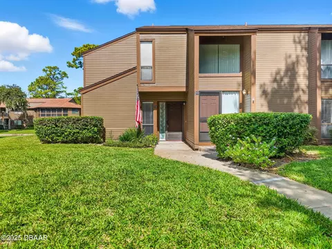 19 Sherbury Ct, Palm Coast, FL 32137
