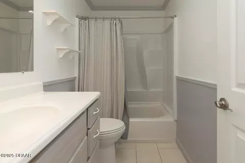 Bath - 26 Sunny Beach Dr, Ormond Beach, FL 32176 photo 3 of 3