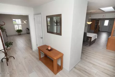Entry Way - 26 Sunny Beach Dr, Ormond Beach, FL 32176 photo 3 of 3