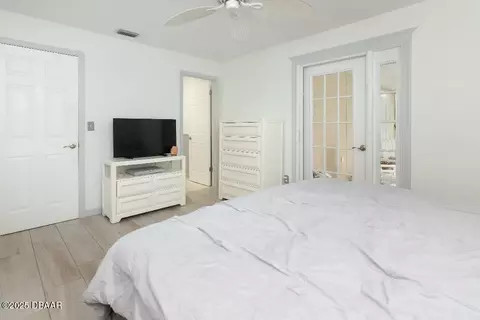 Bedroom - 26 Sunny Beach Dr, Ormond Beach, FL 32176 photo 3 of 3