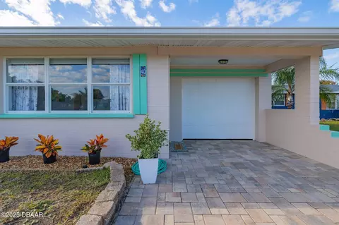 40 Azalea Dr, Ormond Beach, FL 32176 photo 4