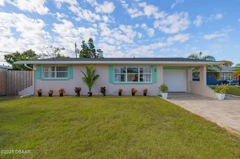 40 Azalea Dr, Ormond Beach, FL 32176