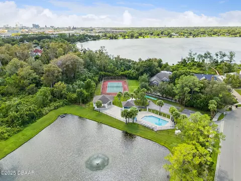 View/Area - 6516 Moonshell Ct, Orlando, FL 32819 photo 2 of 9