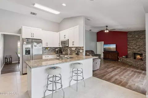 Kitchen - 6516 Moonshell Ct, Orlando, FL 32819 photo 3 of 4