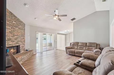 Living - 6516 Moonshell Ct, Orlando, FL 32819 photo 2 of 2