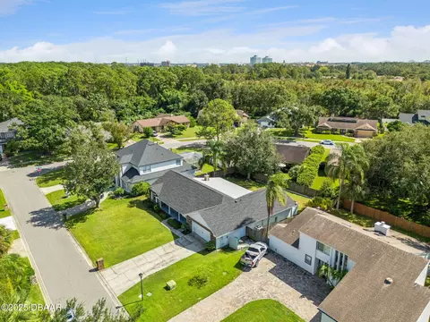 View/Area - 6516 Moonshell Ct, Orlando, FL 32819 photo 7 of 9