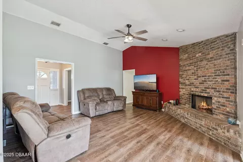 Living - 6516 Moonshell Ct, Orlando, FL 32819 photo 1 of 2