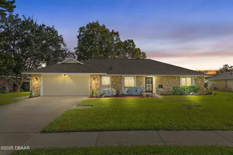 806 Black Duck Dr, Port Orange, FL 32127