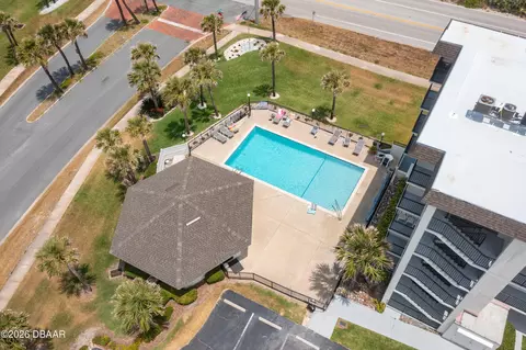 Exterior - 3100 Ocean Shore Blvd, Ormond Beach, FL 32176 photo 2 of 4