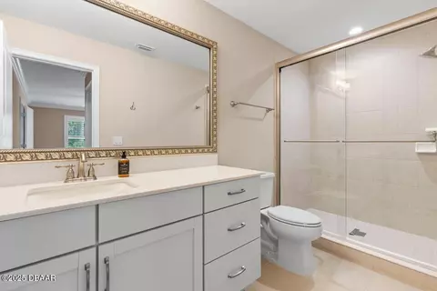 Bath - 76 Longridge Ln, Ormond Beach, FL 32174 photo 2 of 5