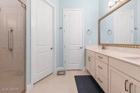 Bath - 76 Longridge Ln, Ormond Beach, FL 32174 photo 4 of 5