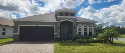 9032 Cape Cod Rd, Deland, FL 32724