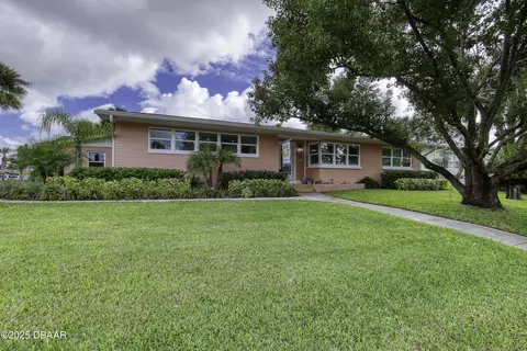 267 S Halifax Dr, Ormond Beach, FL 32176