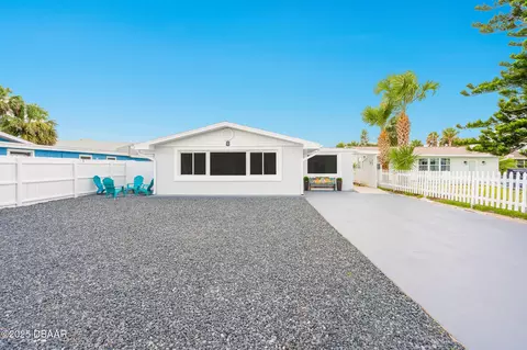 8 Hibiscus Dr, Ormond Beach, FL 32176