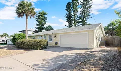 4017 Oriole Ave, Port Orange, FL 32127