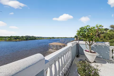 View/Area - 2302 John Anderson Dr, Ormond Beach, FL 32176 photo 9 of 9