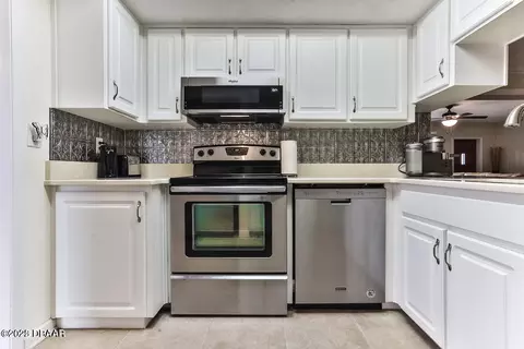 Kitchen - 106 Beau Rivage Dr, Ormond Beach, FL 32176 photo 2 of 3