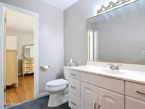 Bath - 11 Ponce De Leon Dr, Ormond Beach, FL 32176 photo 4 of 5