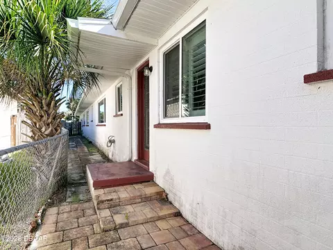 Exterior - 11 Ponce De Leon Dr, Ormond Beach, FL 32176 photo 5 of 7