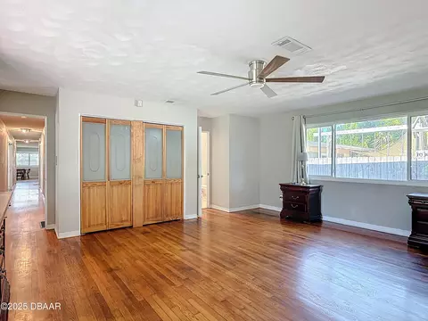 Living - 11 Ponce De Leon Dr, Ormond Beach, FL 32176 photo 7 of 7