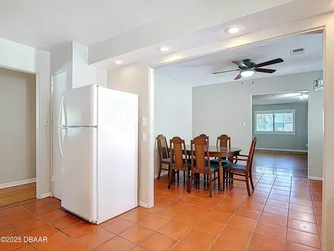 Dining - 11 Ponce De Leon Dr, Ormond Beach, FL 32176 photo 5 of 6