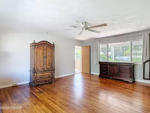 Bedroom - 11 Ponce De Leon Dr, Ormond Beach, FL 32176 photo 1 of 7