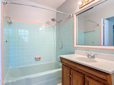 Bath - 11 Ponce De Leon Dr, Ormond Beach, FL 32176 photo 1 of 5