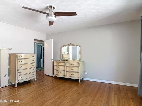 Bedroom - 11 Ponce De Leon Dr, Ormond Beach, FL 32176 photo 5 of 7