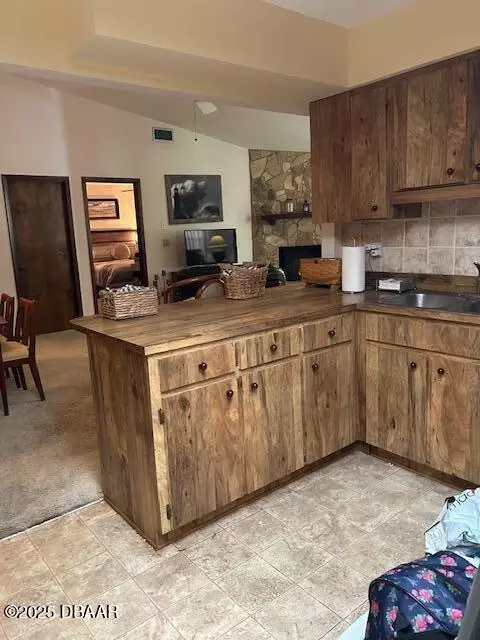 Kitchen - 9 Setting Sun Trl, Ormond Beach, FL 32174 photo 1 of 2