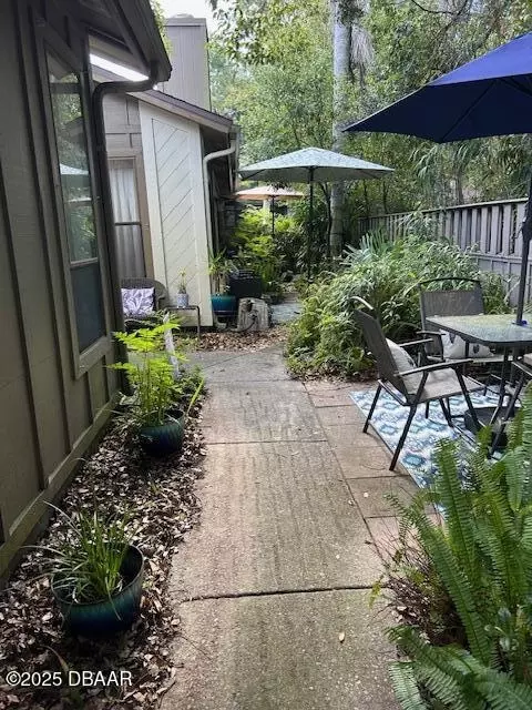 Exterior - 9 Setting Sun Trl, Ormond Beach, FL 32174 photo 3 of 4