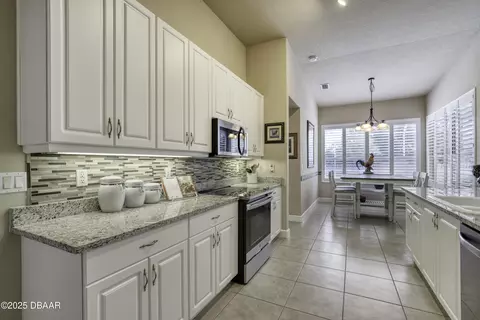 Kitchen - 199 Black Hickory Way, Ormond Beach, FL 32174 photo 2 of 6