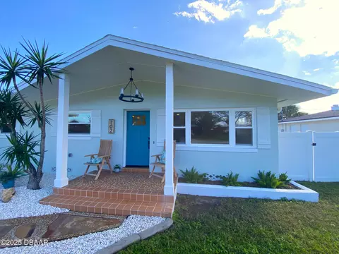 Exterior - 102 University Cir, Ormond Beach, FL 32176 photo 2 of 7
