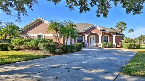 552 Caro Ct, New Smyrna Beach, FL 32168