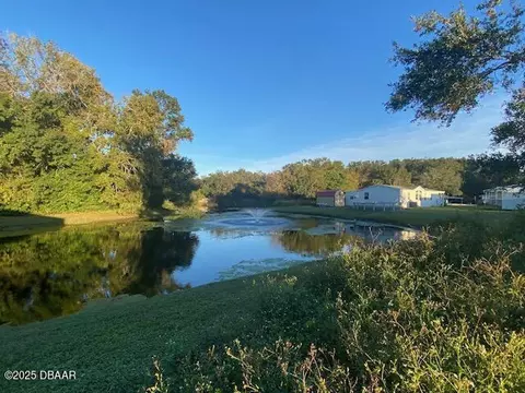1371 Vine St, Daytona Beach, FL 32117