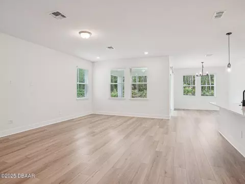 1340 Oakhaven Ave, Ormond Beach, FL 32174 photo 3